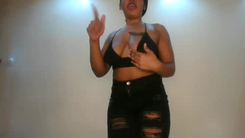 sexy_lyna online show from August 1, 3:08 am