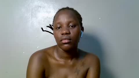 sexy_mamii2 online show from March 13, 7:42 am