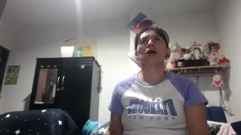 Mary online show from October 24, 2:29 am