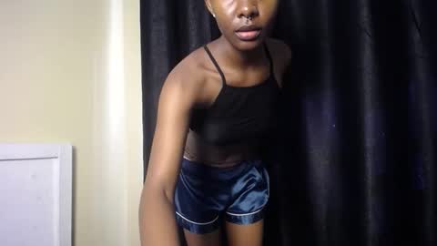 sexy_mia6 online show from November 17, 11:22 am