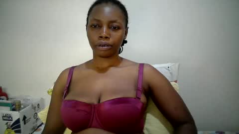 sexy_muna2 online show from July 2, 11:11 pm