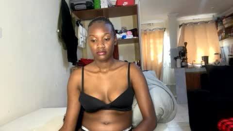 Nyla online show from June 17, 12:50 pm