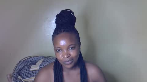 Snapshot of sexy_sazii chatting on October 8, 1:10 am sexy_sazii online show from October 8, 1:10 am