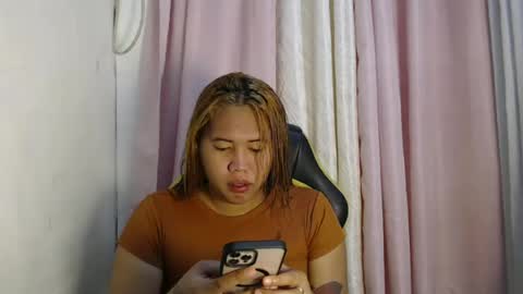 SOFIE  The woman who lives in the province online show from June 21, 1:42 am