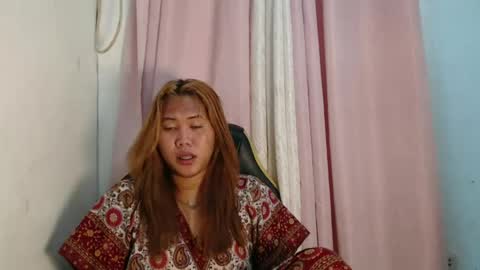 SOFIE  The woman who lives in the province online show from June 19, 2:05 am