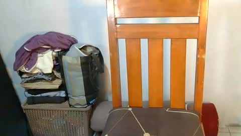SOFIE  The woman who lives in the province online show from July 14, 7:51 pm