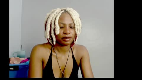 sophia online show from April 4, 7:18 am