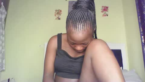 Snapshot of sexy_talia1 chatting on October 19, 12:56 am Eunice online show from October 19, 12:56 am