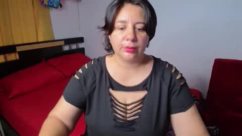 janel online show from April 7, 9:28 pm