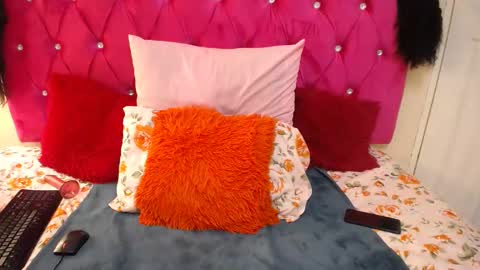 sexyangeliqua online show from March 10, 8:17 am