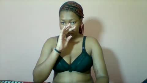 sexyapple2002 online show from December 18, 6:07 am