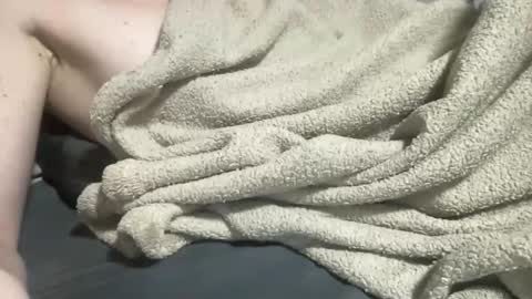 sexyass2_0 online show from December 4, 4:04 am