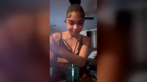 sexybarbie100 online show from February 25, 4:00 am