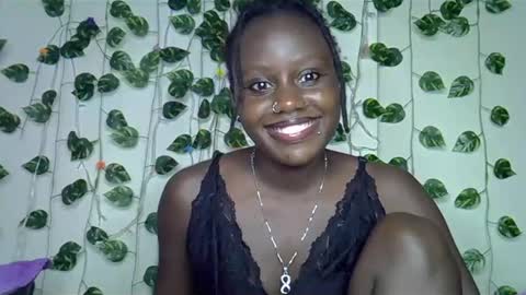 Snapshot of sexybree_love chatting on December 23, 10:23 pm sexybree_love online show from December 23, 10:23 pm