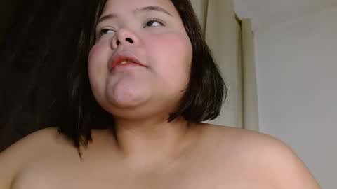 Snapshot of sexychubbyy chatting on February 8, 5:50 pm Eva online show from February 8, 5:50 pm