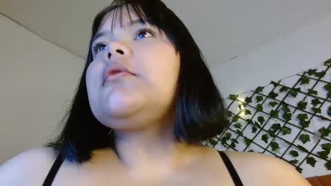 Snapshot of sexychubbyy chatting on February 28, 7:25 pm Eva online show from February 28, 7:25 pm