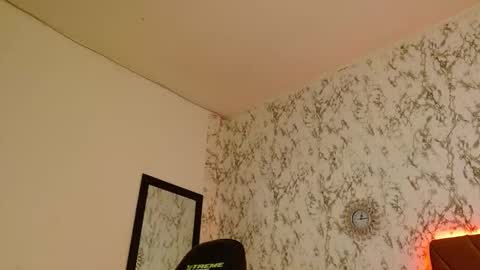 Snapshot of sexychubbyy chatting on October 3, 8:03 pm Eva online show from October 3, 8:03 pm