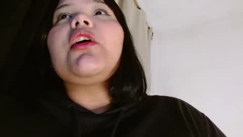 Snapshot of sexychubbyy chatting on December 18, 6:32 am Eva online show from December 18, 6:32 am