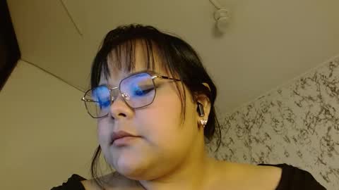 Snapshot of sexychubbyy chatting on October 10, 9:09 pm Eva online show from October 10, 9:09 pm