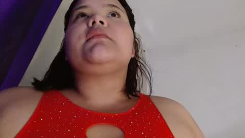 Snapshot of sexychubbyy chatting on January 1, 4:50 pm Eva online show from January 1, 4:50 pm