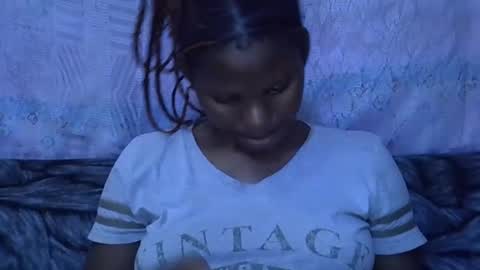 sexydoll002 online show from November 23, 12:40 pm