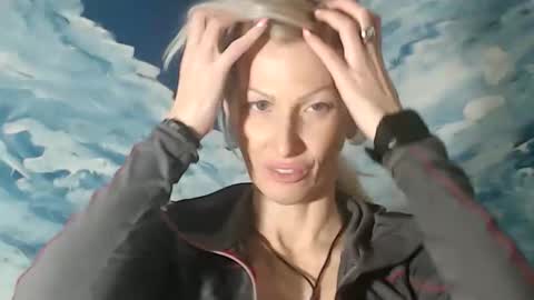 ENI pvt moan your name  WHEN I M NOT online you tell me in SNAPCHAT deal yes add me...  FREE TWITTER magiconline101...... online show from November 17, 8:42 pm