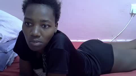 sexyghurl12 online show from March 7, 7:43 pm