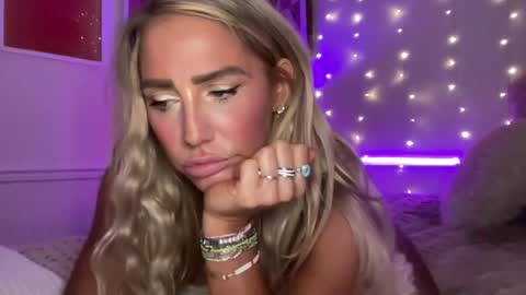 Ashley Love online show from July 22, 11:11 am