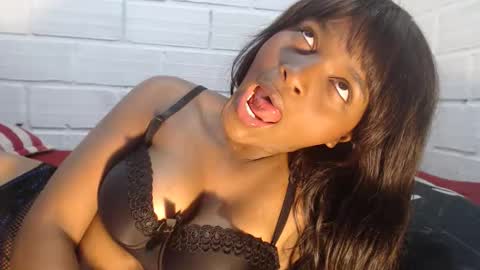 sexyjustin202 online show from January 15, 1:55 am