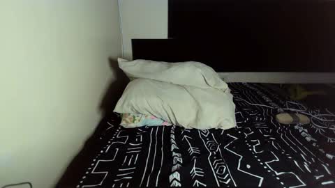 Snapshot of sexylove212002 chatting on March 10, 6:27 am Lily online show from March 10, 6:27 am
