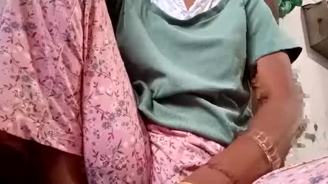 Snapshot of sexymaya8642 chatting on September 24, 12:53 am sexymaya8642 online show from September 24, 12:53 am