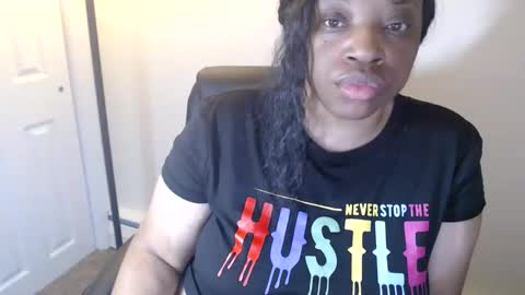 SexyMona online show from April 29, 8:17 am