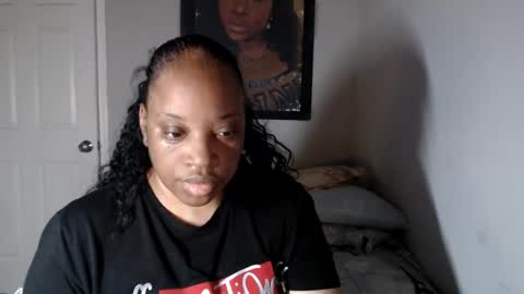 Snapshot of sexymona1218 chatting on September 17, 1:58 am SexyMona online show from September 17, 1:58 am