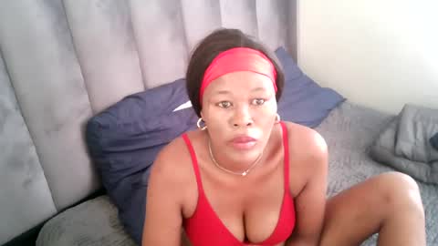 sexytall85 online show from August 5, 12:11 pm
