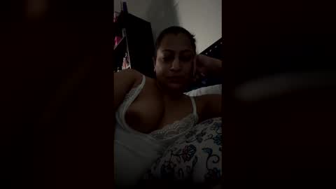 sexytrini69 online show from March 23, 3:40 pm