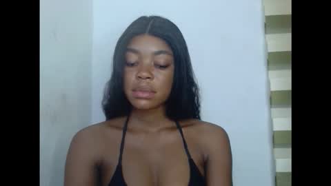 sexyxmilfx online show from March 2, 8:15 pm