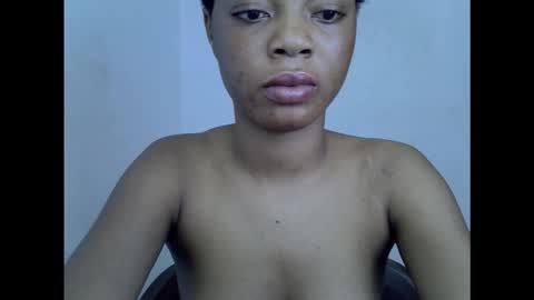 sexyxpeach online show from February 21, 10:10 pm