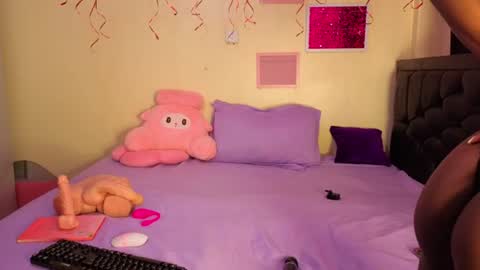 sexyy_shanty online show from August 7, 4:08 am