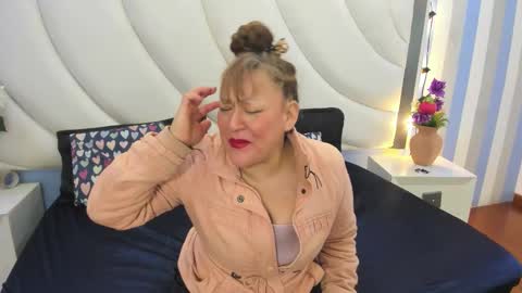 Mary online show from October 21, 11:58 am