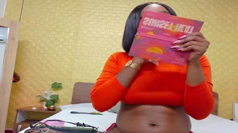 Catalina online show from December 29, 1:49 pm