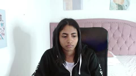 shanelle online show from September 15, 3:04 am