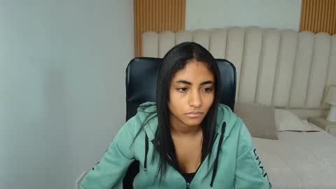 shanelle online show from March 6, 7:36 am