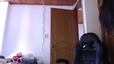 shanel_lozano online show from September 25, 7:45 pm