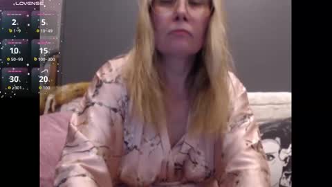 Shannon07 online show from November 25, 3:09 am