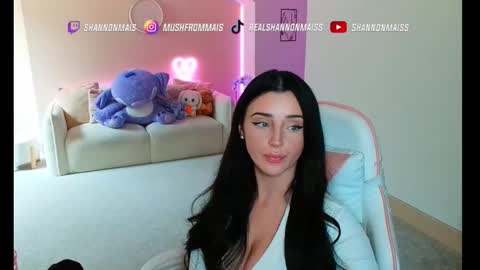 Shanmais online show from October 28, 2:01 pm