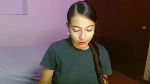 shantal_d03 online show from December 18, 2:42 am