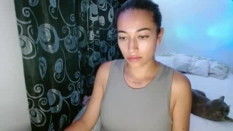 shantal_d03 online show from October 10, 1:21 am