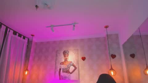 Shantal online show from March 10, 11:03 am