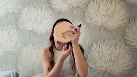 Alica online show from December 2, 12:07 pm