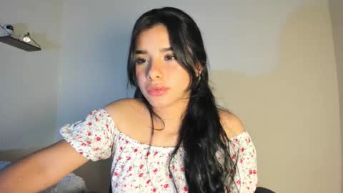 Sara online show from December 1, 3:10 am